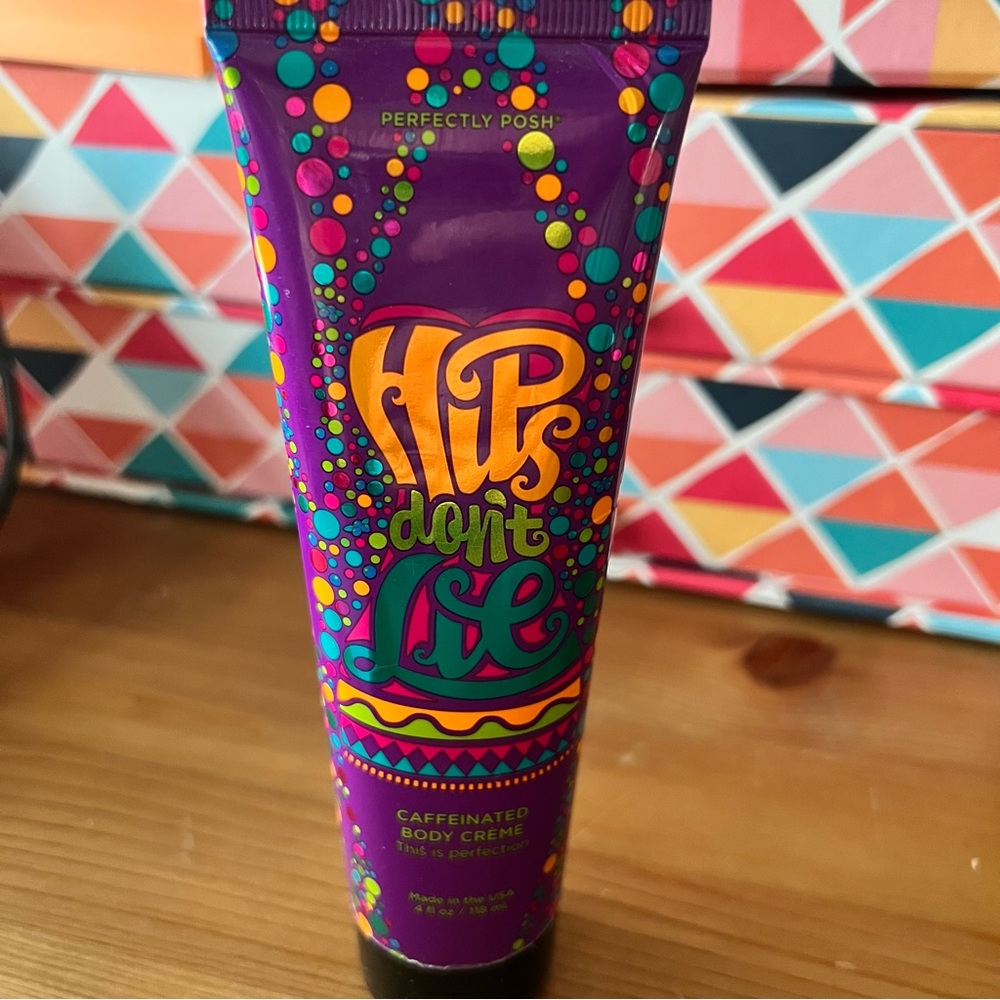 Perfectly Posh Hips Don’t Lie Caffeinated Body Cream  NEW SEALED